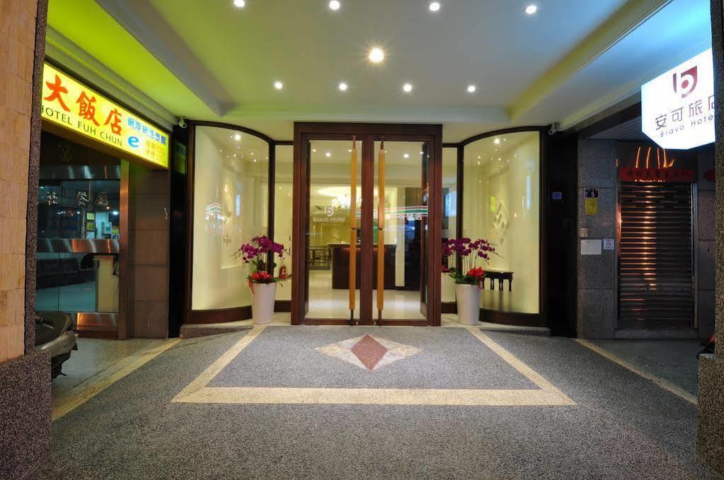Bravo Hotel Тайчжун Екстер'єр фото