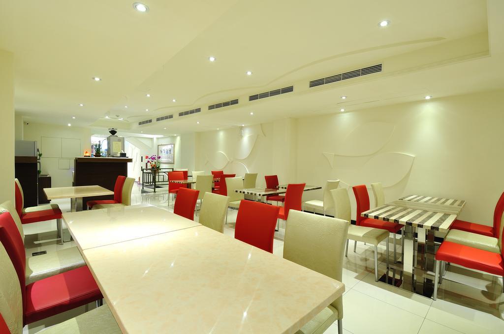Bravo Hotel Тайчжун Екстер'єр фото